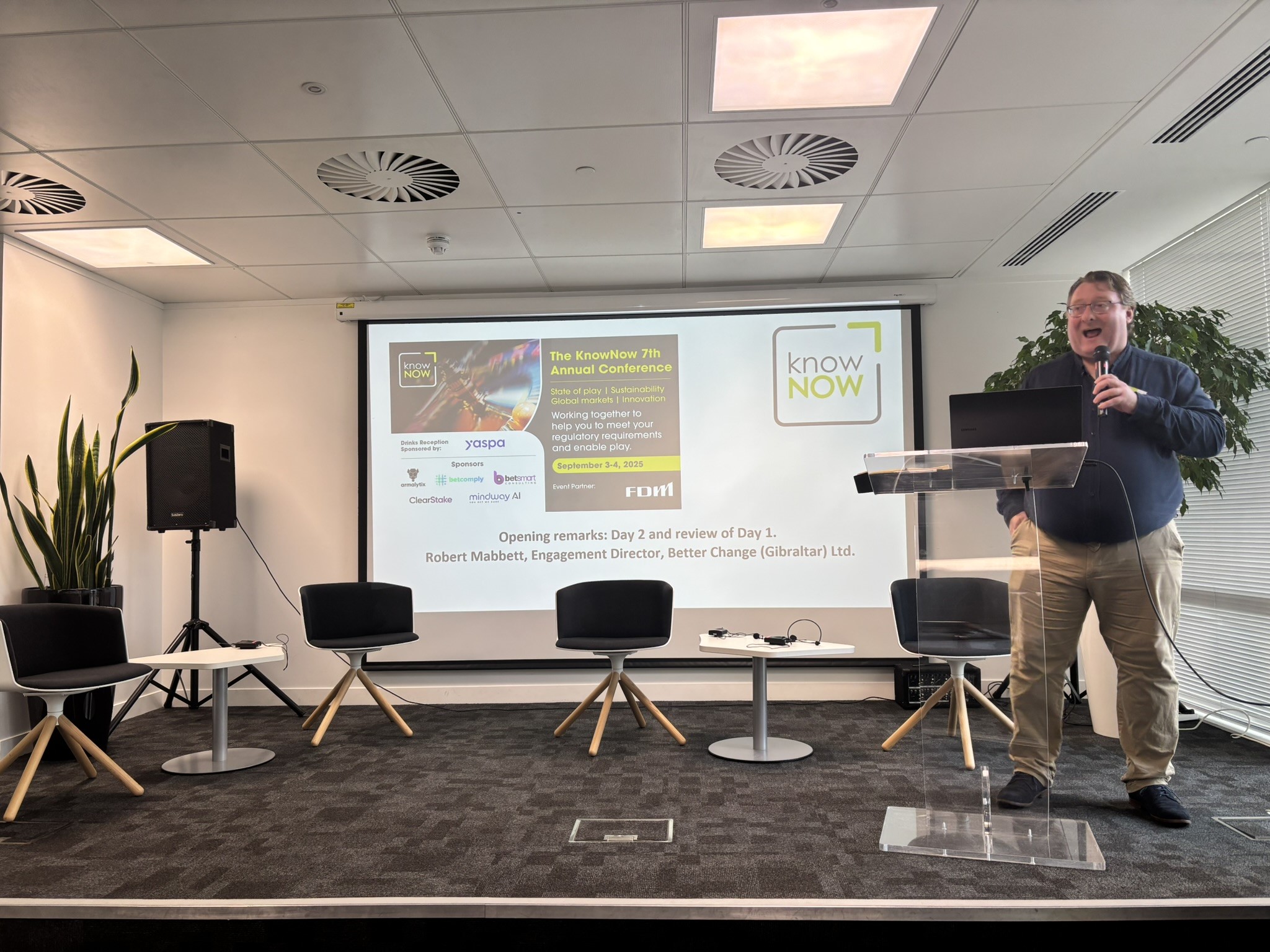Robert Mabbett, Engagement Director, Better Change at the 7th Annual KnowNow Conference