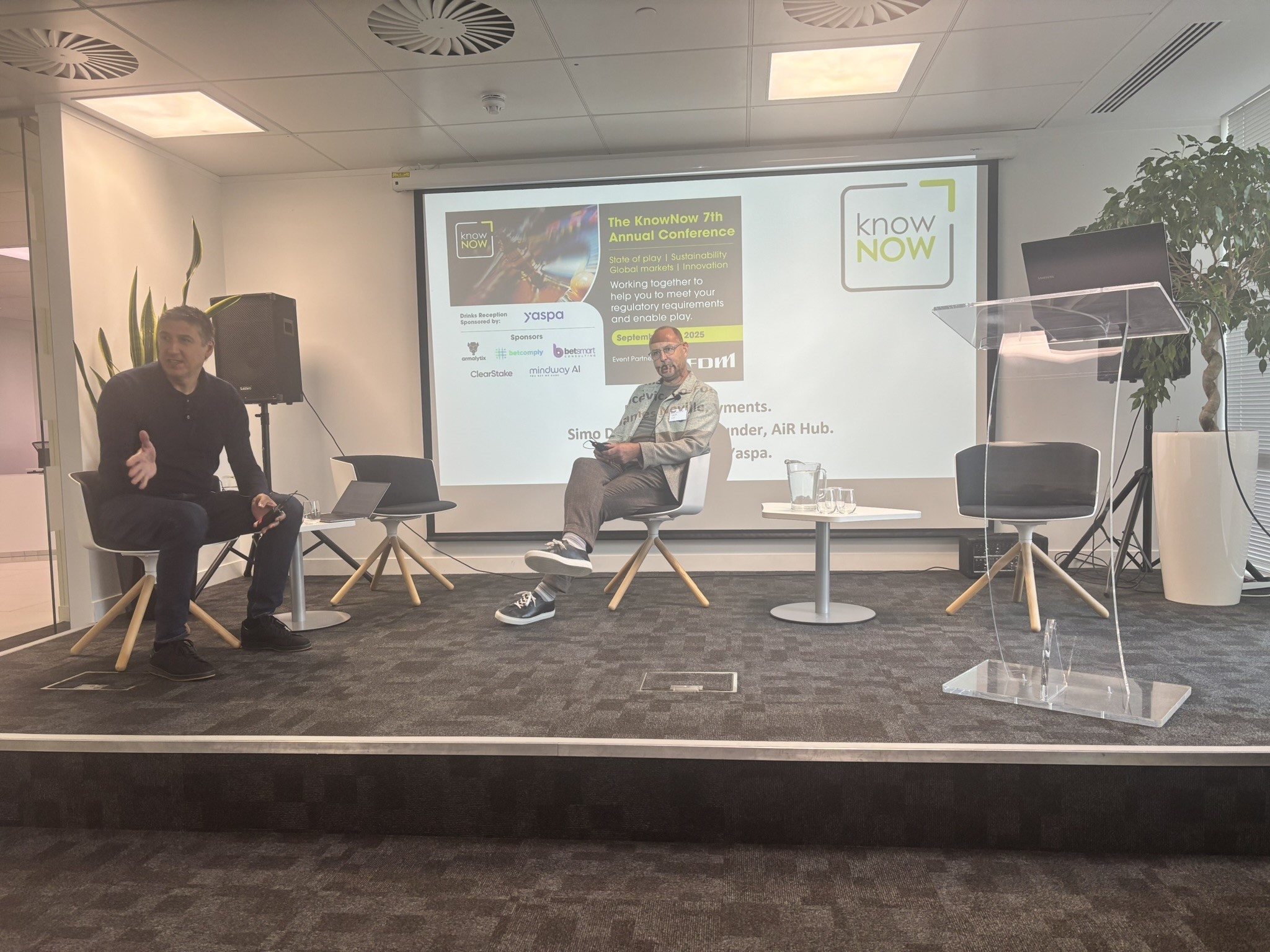 Simo Dragicevic, Co-Founder, AiR Hub and James Neville, CEO / Founder Yaspa talk Intelligent Payments at the 7th Annual KnowNow Conference.
